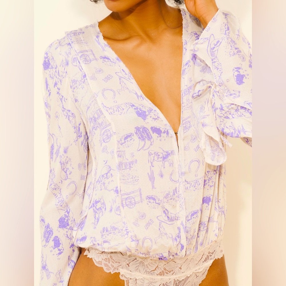 Free People Everything's Rosy Bodysuit TEA COMBO WESTERN TOILE Neutral NWOT XS